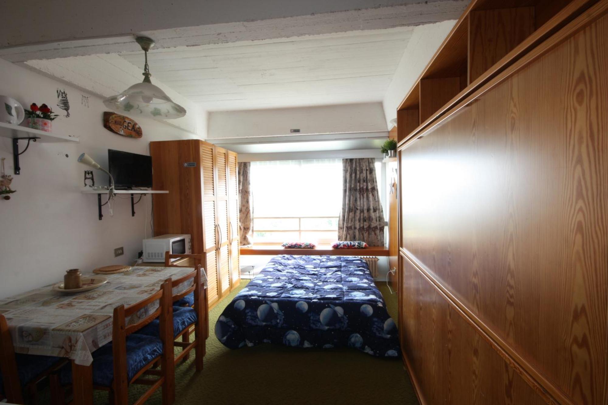 Marilleva 1400 Appartamenti Montana Habitación foto